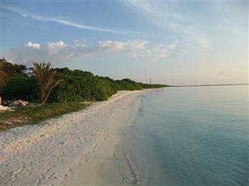 Asseyri Tourist Inn Hanimaadhoo Island Exterior photo