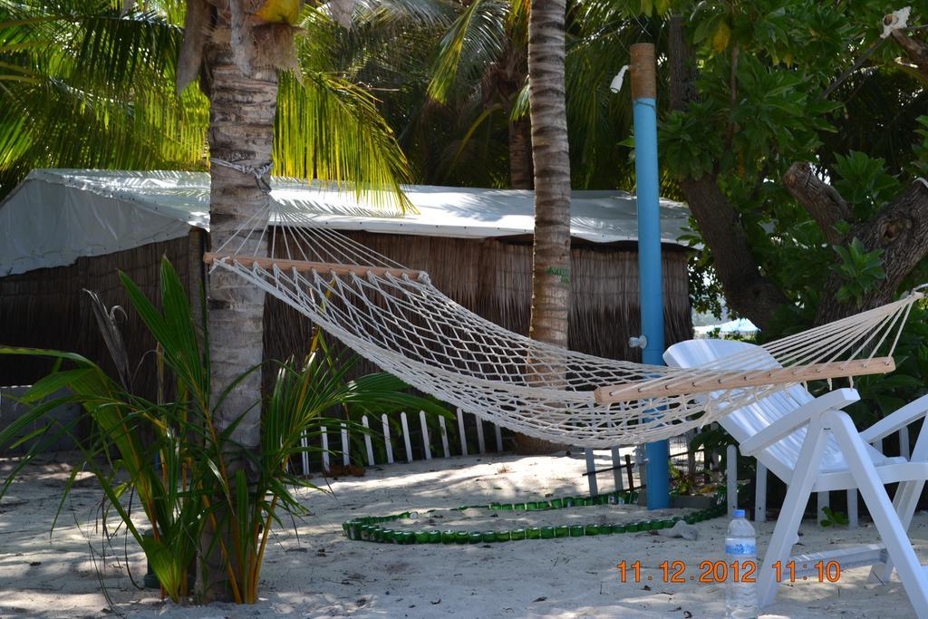 Asseyri Tourist Inn Hanimaadhoo Island Exterior photo